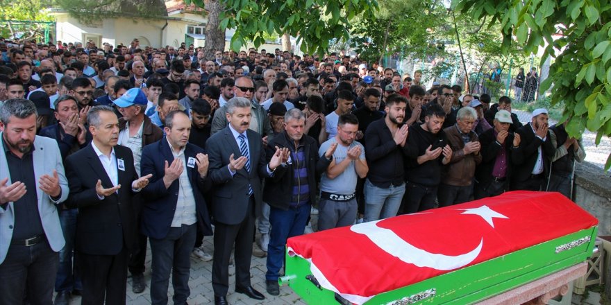 Uşak'ta trafik kazasında yaralanan orman muhafaza memuru hastanede öldü