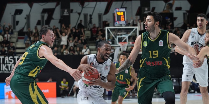 Beşiktaş Emlakjet: 92 - Manisa Büyükşehir Belediyespor: 74