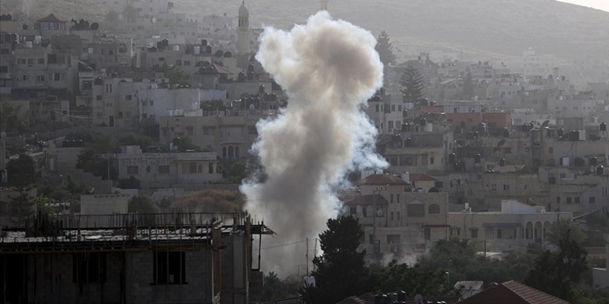 İsrail ordusunun Cenin'deki saldırılarında ölen Filistinlilerin sayısı 8'e yükseldi