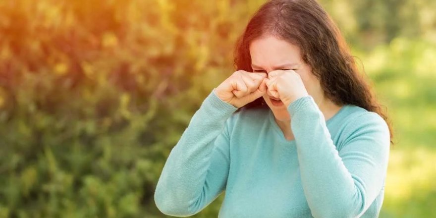 Göz alerjileri bahar aylarında daha yaygın