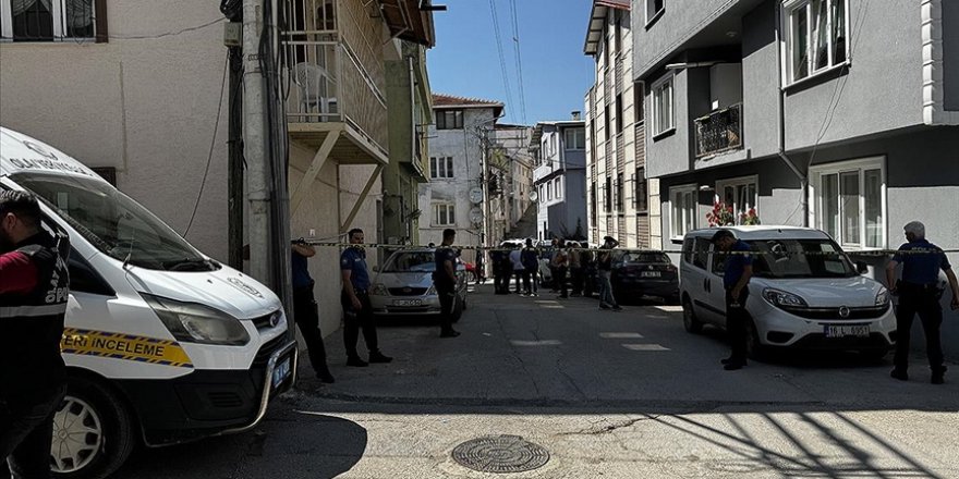 Bursa'da bir evde 3 çocuk ölü bulundu