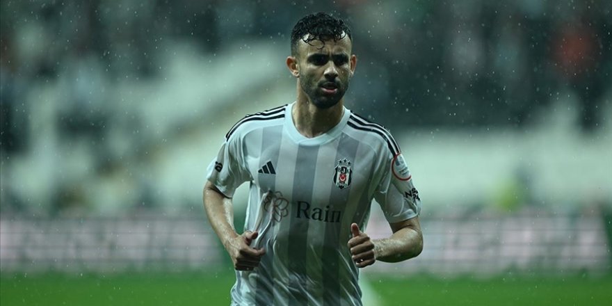 Rachid Ghezzal, Beşiktaş'tan ayrıldığını açıkladı