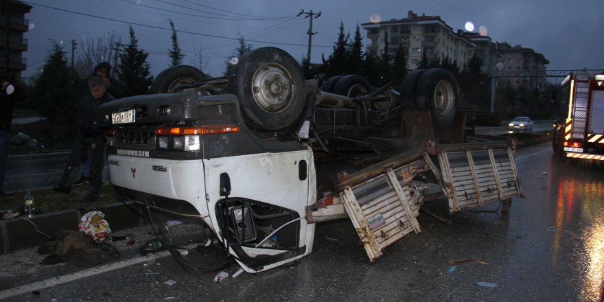 Manisa’da feci kaza: 1'i ağır 4 yaralı