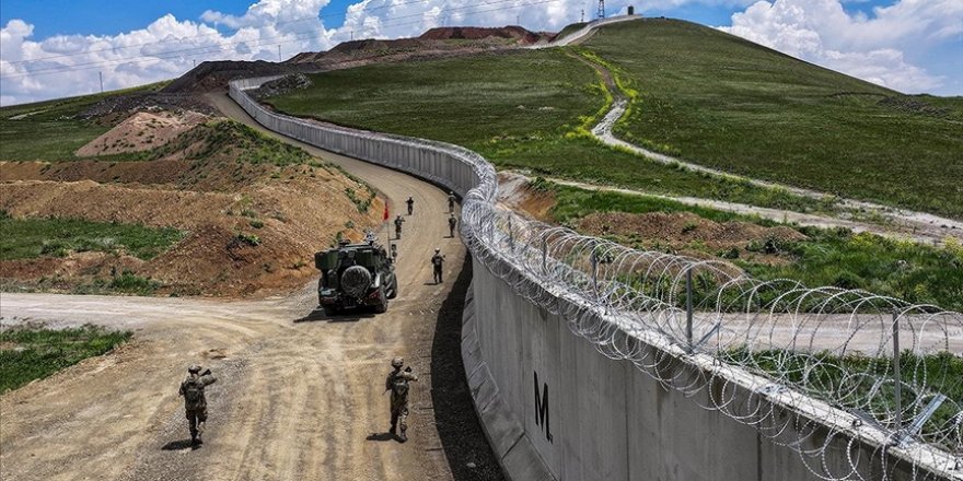 Van-İran sınırında inşa edilen güvenlik duvarının 173 kilometresi tamamlandı
