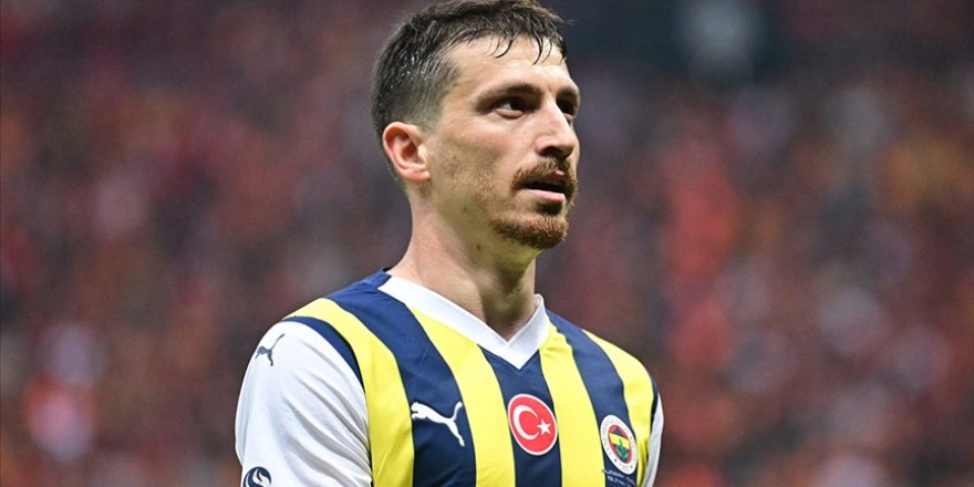 Fenerbahçe, Mert Hakan Yandaş'ın sözleşmesini uzattı