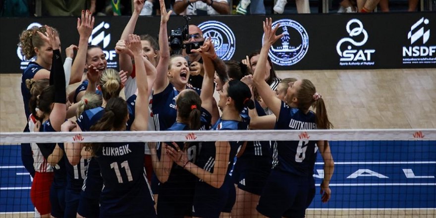 Polonya, FIVB Kadınlar Milletler Ligi'nde 3'üncü oldu