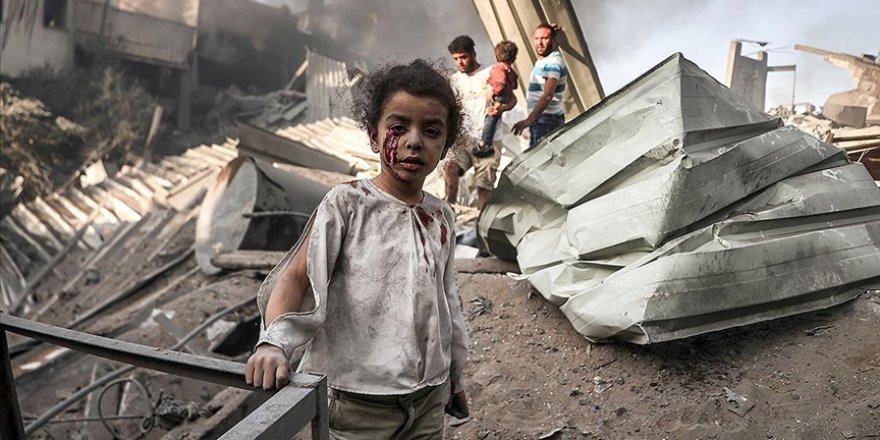 İsrail’in saldırıları altındaki Gazze’de 21 bine yakın çocuk kayıp