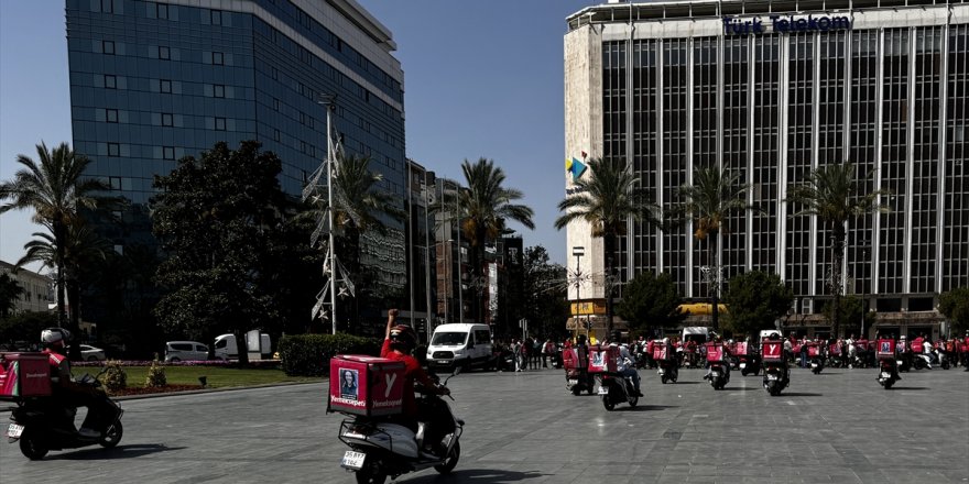 İzmir'de motokuryeler öldürülen meslektaşları için konvoy yaptı