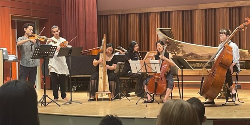 Arp sanatçısı Zeynep Öykü "Amherst Early Music" festivalinde sahne aldı