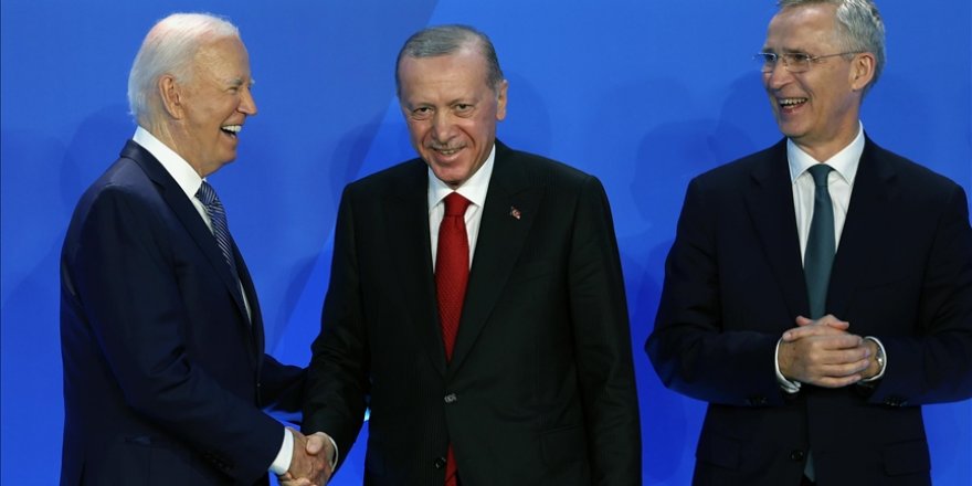 Cumhurbaşkanı Erdoğan, NATO Atlantik Konseyi Devlet ve Hükümet Başkanları Oturumu'na katıldı