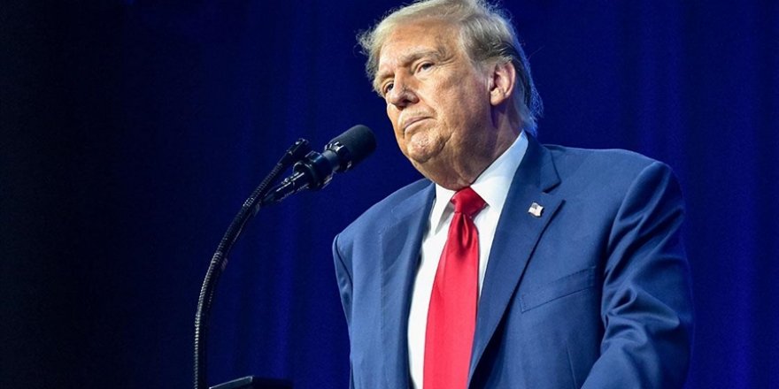 Trump, suikast girişiminin ardından ilk kez halk karşısına çıktı