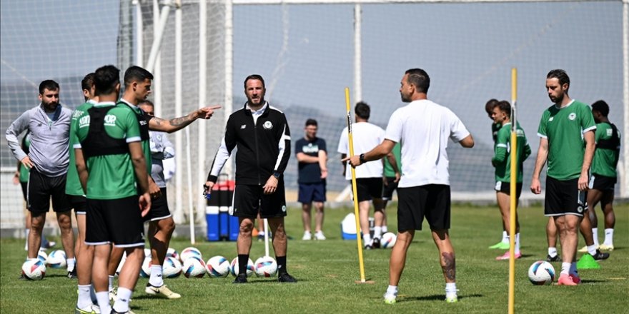 Konyaspor Teknik Direktörü Ali Çamdalı'nın hedefi, iç sahada üstünlük kuran bir takım