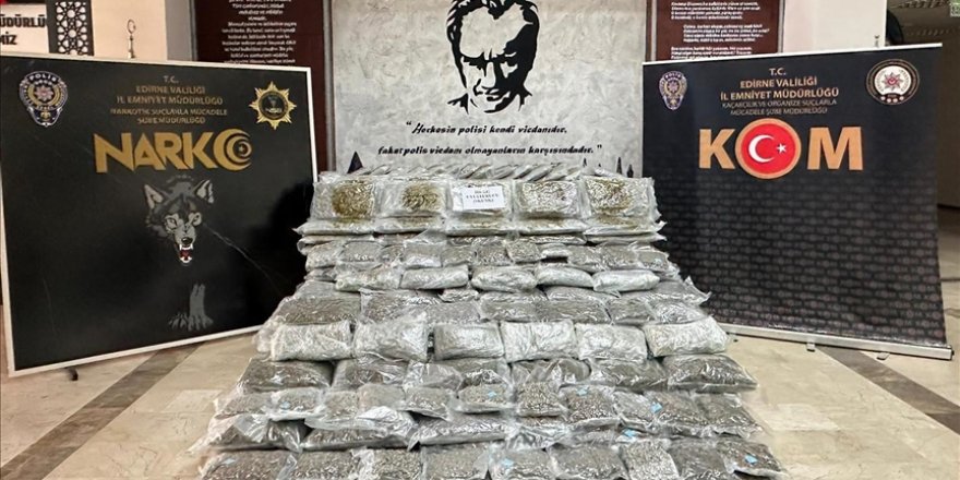 Hamzabeyli Sınır Kapısı'nda 266 kilo 489 gram skunk ele geçirildi