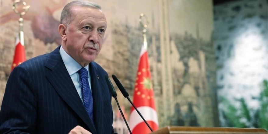 Cumhurbaşkanı Erdoğan: Erzurum Kongresi'nin 105. yıl dönümünde aynı ilkeler doğrultusunda yolumuza devam ediyoruz