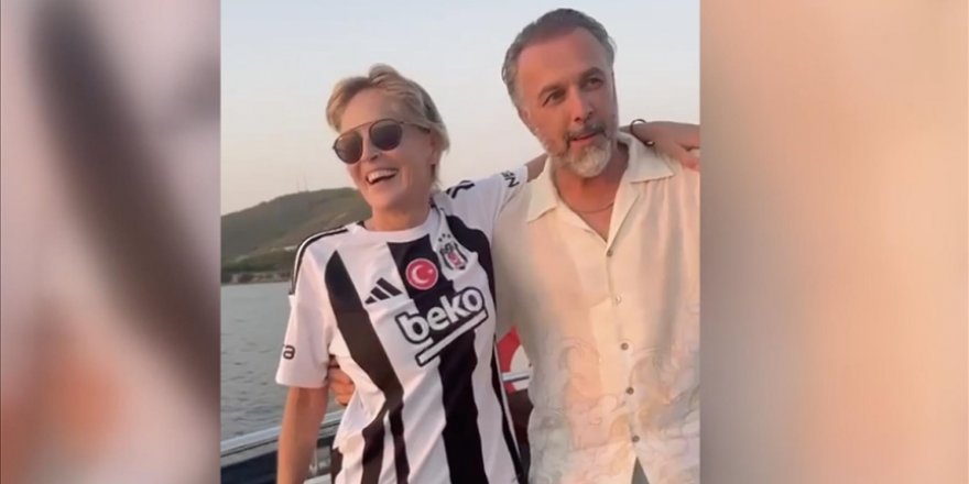 Sharon Stone'a Bodrum'da Beşiktaş forması hediye edildi