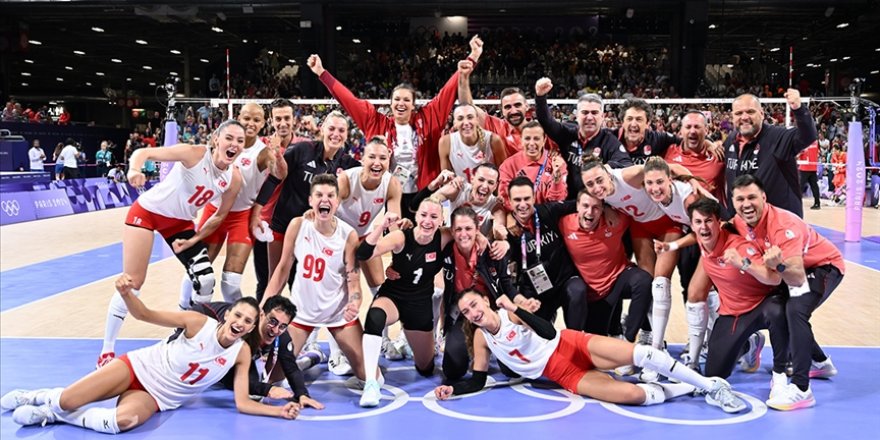 A Milli Kadın Voleybol Takımı, Paris 2024 yarı finalinde İtalya ile karşılaşacak