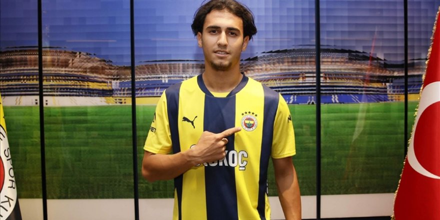 Fenerbahçe, genç stoper Yiğit Fidan'ı kadrosuna kattı