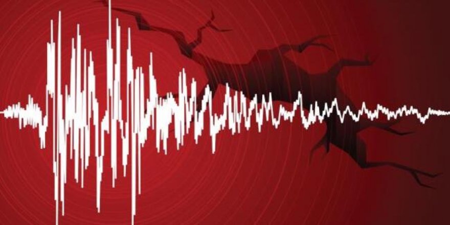 İzmir’de 4 büyüklüğünde deprem