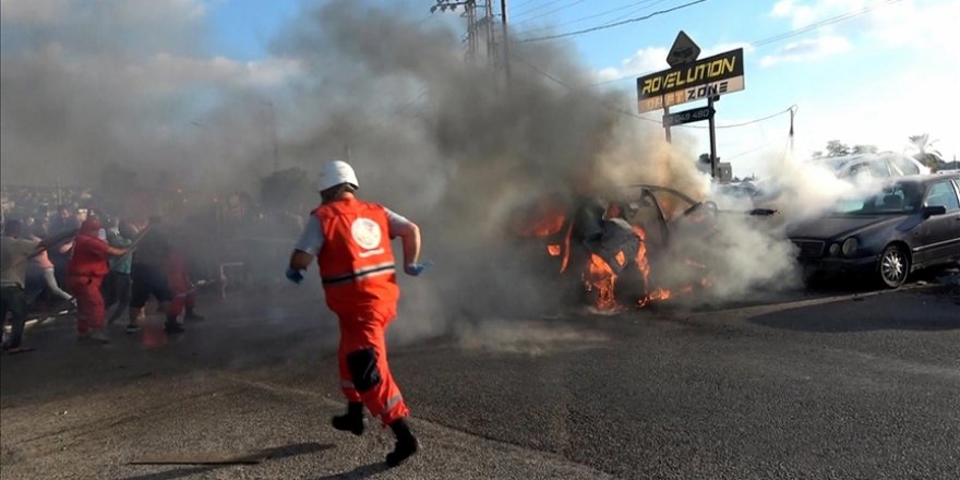 İsrail ordusunun Lübnan'ın güneyinde bir araca düzenlediği hava saldırısında 2 kişi öldü