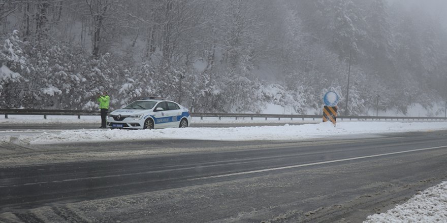 Bolu Dağı’nda kar kalınlığı 20 santimetreye ulaştı