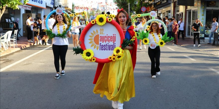 Tekirdağ'da "32. Ayçiçeği Festivali" başladı