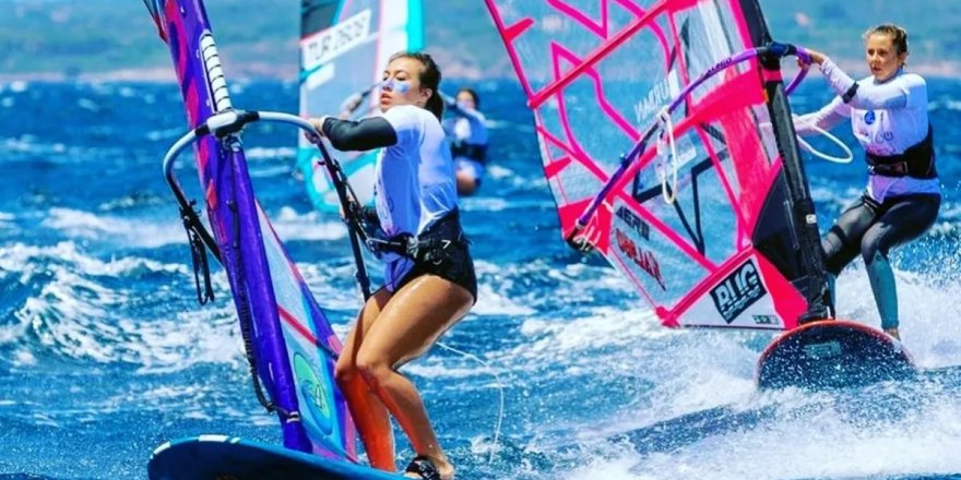 İzmir'deki Rüzgar Sörfü Slalom Avrupa Şampiyonası tamamlandı