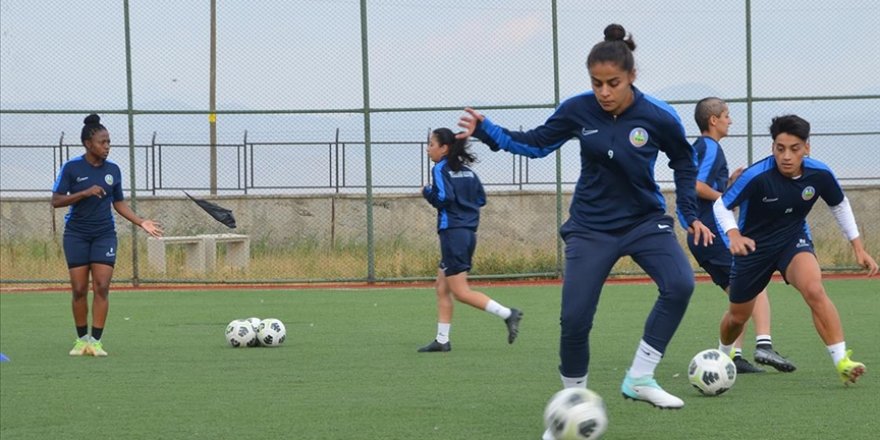 Kadınlar 1. Lig'in yeni ekibi Yüksekova Spor Kulübü'nde hedef şampiyonluk