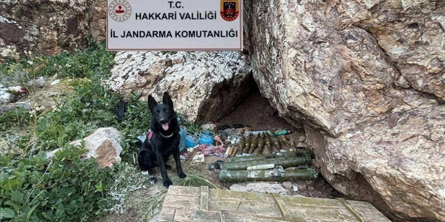 Hakkari kırsalında mühimmat ve patlayıcı düzenekleri ele geçirildi