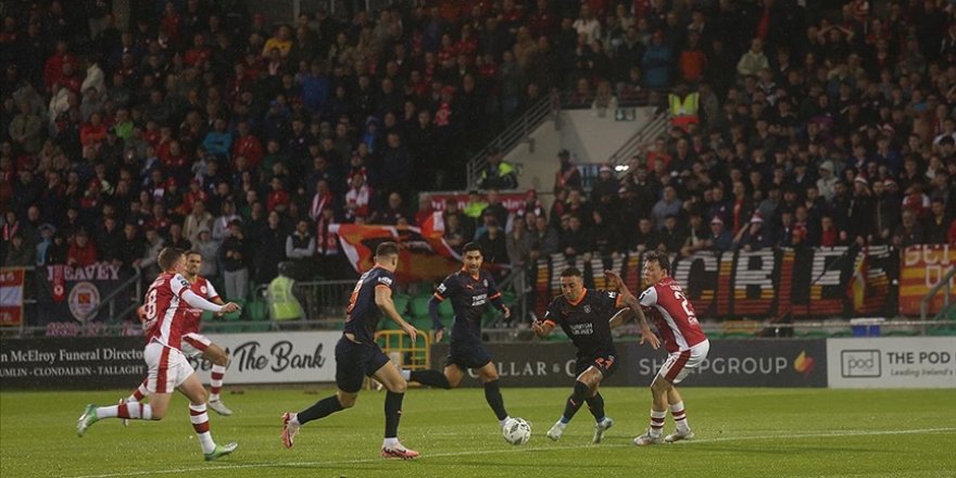 Başakşehir UEFA Konferans Ligi'nde tur umudunu rövanşa bıraktı