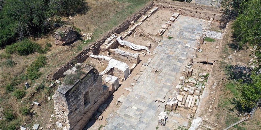 Afrodisias antik kentinde beylikler dönemine ait pazarın izleri bulundu