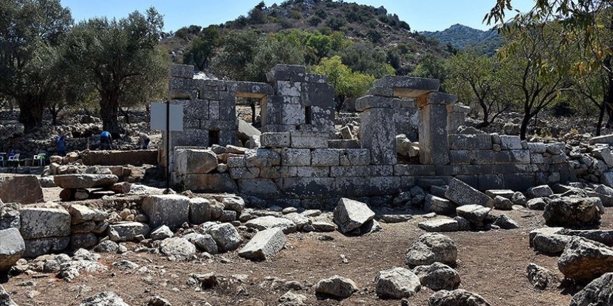 Phoenix Antik Kenti'nde yüzey araştırmaları sürüyor