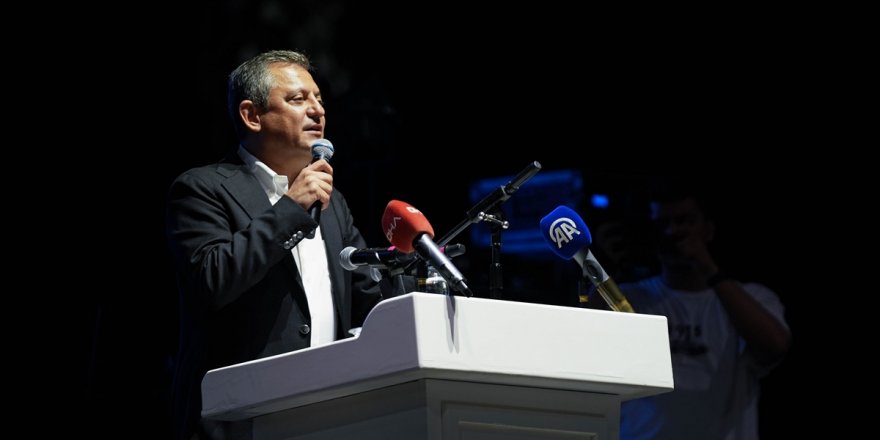 CHP Genel Başkanı Özel, Dikili Kültür Demokrasi ve Emek Festivali'nde konuştu