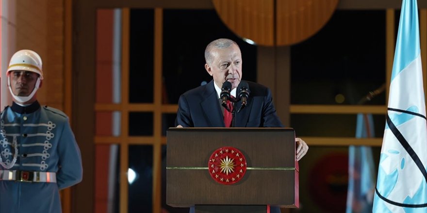 Cumhurbaşkanı Erdoğan: Savunma sanayisindeki başarılarımız dostlarımıza güven aşılarken kem gözlere korku salıyor