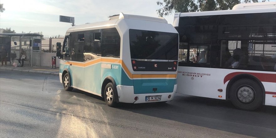 İzmir'de kadın şoförü, darbeden minibüs sürücüsü tutuklandı