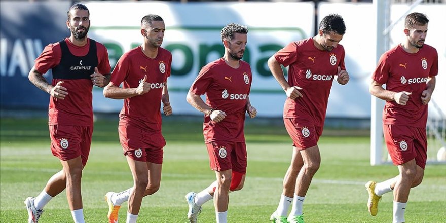 Galatasaray, UEFA Avrupa Ligi için kadrosunu bildirdi