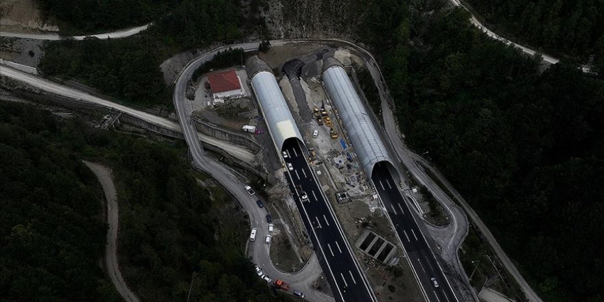 Bolu Dağı Tüneli İstanbul yönü ulaşıma açıldı