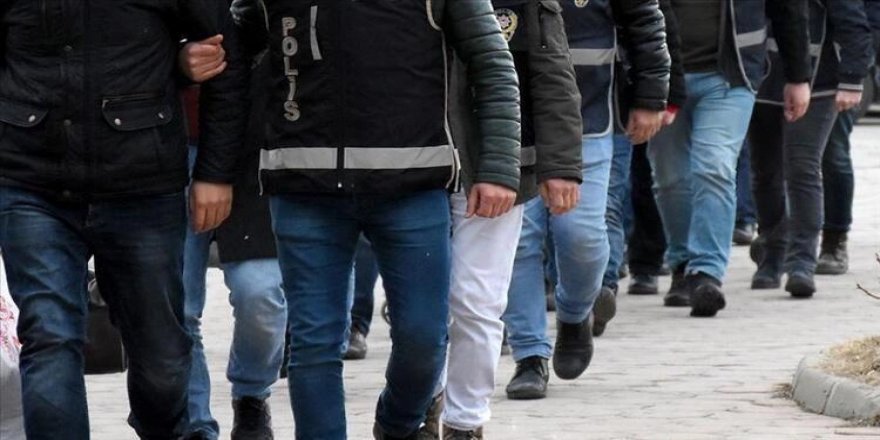 Denizli'de düzenlenen uyuşturucu operasyonunda yakalanan 27 şüpheliden 10'u tutuklandı