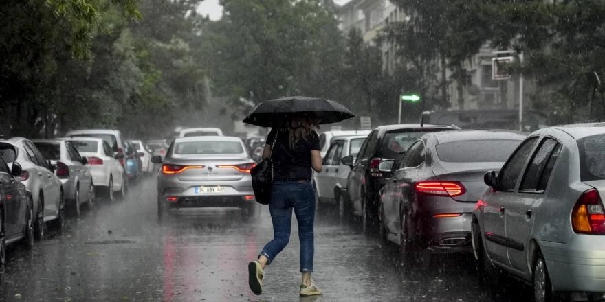 Meteoroloji haritayı güncelledi, 8 il için gök gürültülü sağanak uyarısı