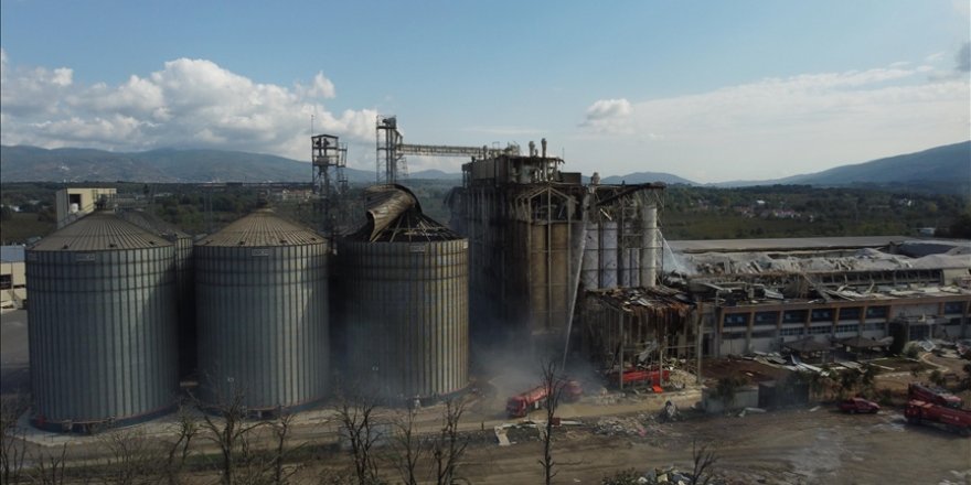 Sakarya'da makarna fabrikasındaki patlamaya ilişkin 6 şüpheli gözaltına alındı