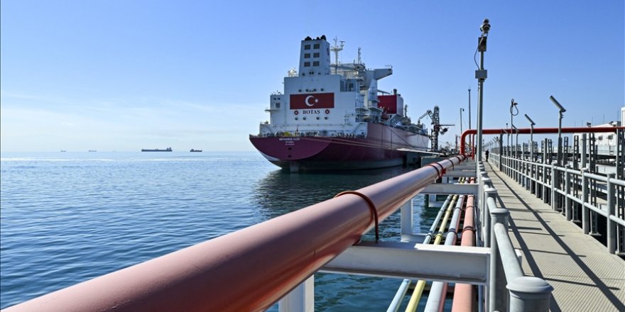 Türkiye, doğal gaz temininde elini 100 milyar metreküplük LNG atılımıyla güçlendiriyor