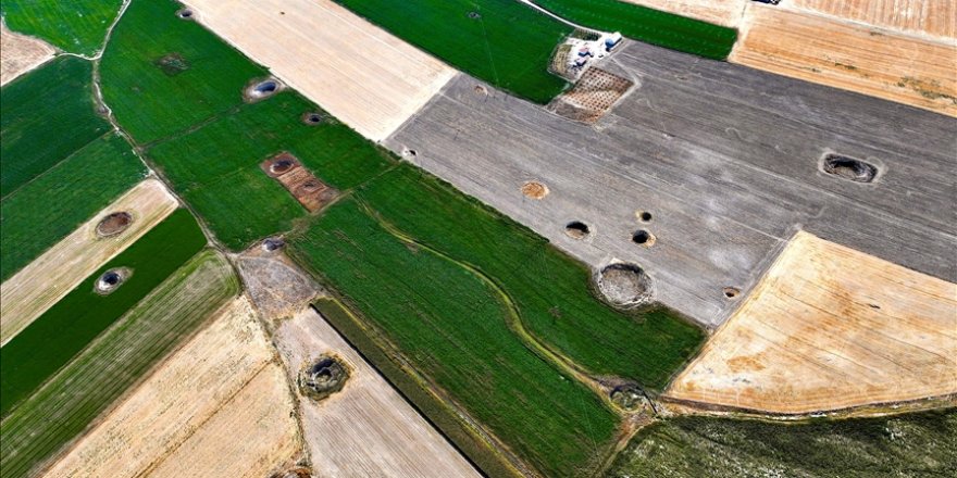 Konya Ovası'nda 24 obruk tek fotoğraf karesine sığdı