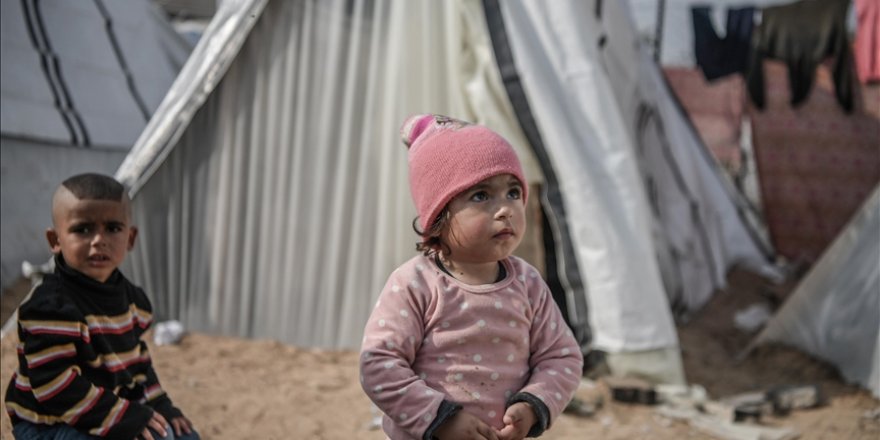 Gazze'de yaklaşan kışla birlikte binlerce çocuk ve hastanın soğuktan ölebileceği uyarısı yapıldı