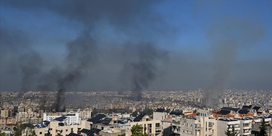 İsrail Beyrut'un güneyine 40'tan fazla saldırı düzenledi