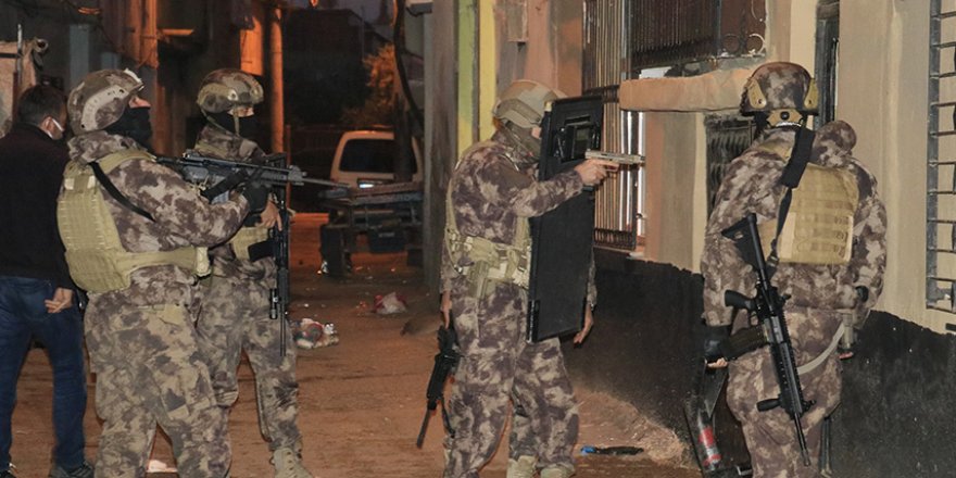 İstanbul’da DEAŞ’la bağlantılı 11 şüpheli yakalandı