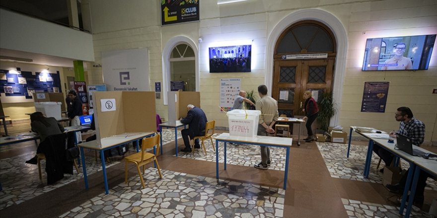 Bosna Hersek'te yerel seçimin ardından oy sayma işlemleri sürüyor