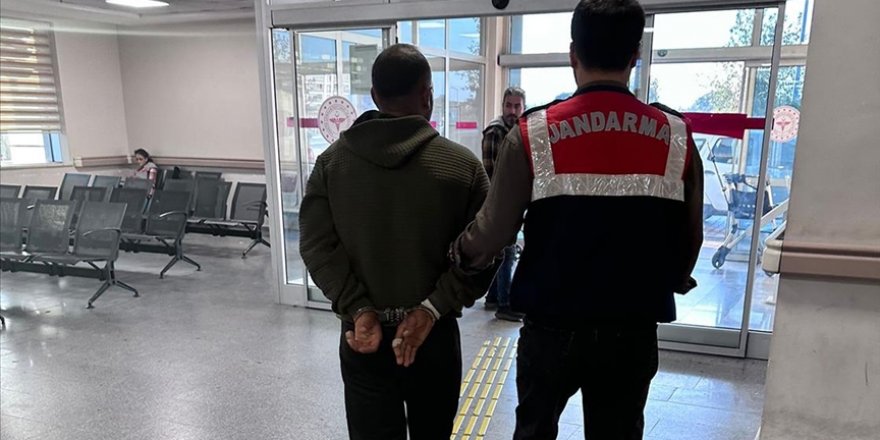 İzmir'de terör örgütü PKK'ya yönelik operasyonda 3 şüpheli yakalandı