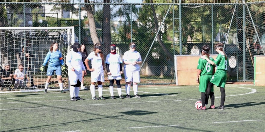 Görme Engelliler Türkiye Kadın Futbol Şampiyonası Kocaeli'de başladı