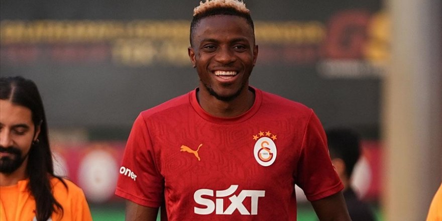 Victor Osimhen, Galatasaray'a geldiği için mutlu