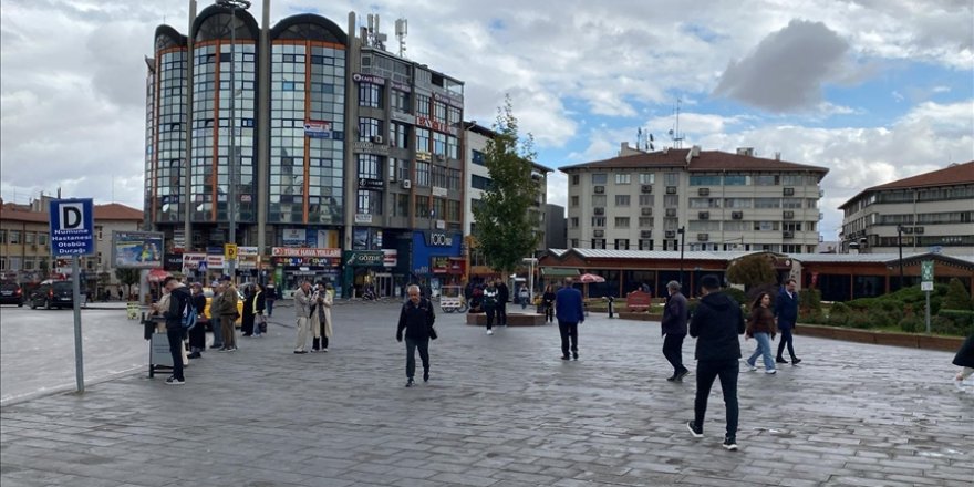 Sivas'ta 4,7 büyüklüğünde deprem