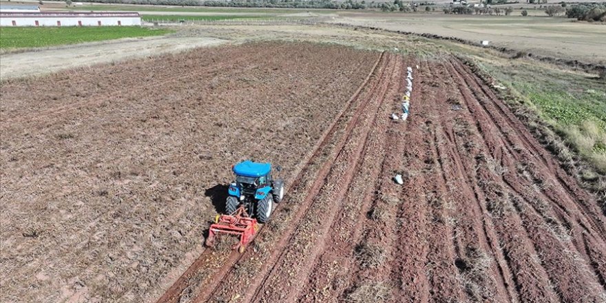 Ekim yapacak çiftçilere toprağın "tavını" beklemeleri önerisi